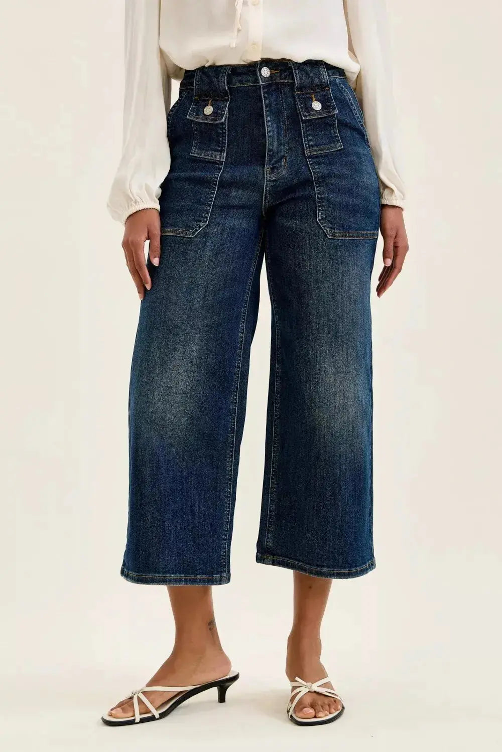 Your Guide to Buying Judy Blue Jeans: Tummy Control & Plus Size Denim in 2026 Fresh& Vintage
